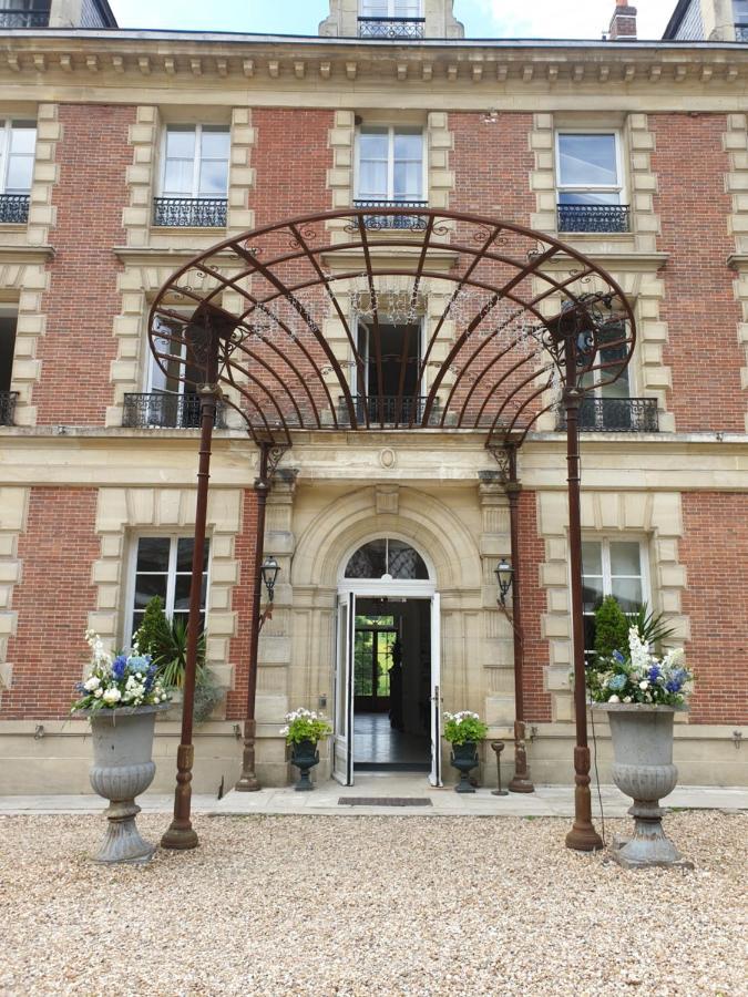 Chateau De La Bucherie Hotel Saint-Cyr-en-Arthies Exterior photo